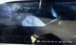 Eyüpsultan'da darp edilen taksici gasp edildi, hastanelik oldu: O anlar kamerada