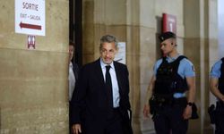 Fransa'nın eski Cumhurbaşkanı Sarkozy hakkında 7 yıl hapis ve 5 yıl siyasi yasak talebi