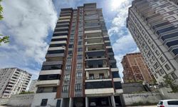 Gaziantep'teki 'süper hücre' balkon duvarlarını yıktı, camları patlattı