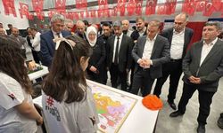 Geleceğin bilim insanları projelerini sergiledi