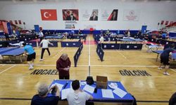 Gölcük'te masa tenisi heyecanı