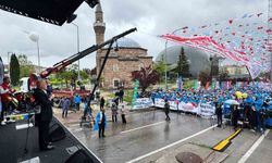 HAK-İŞ Başkanı Arslan: 'Türkiye'nin bütün meydanları Taksim Meydanı'dır'