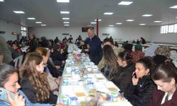 Hıdırellez şenliklerinde yüzlerce vatandaşa yemek verildi