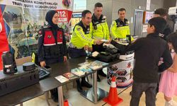 Jandarmadan vatandaşlara trafik kuralları hakkında bilgilendirme faaliyeti