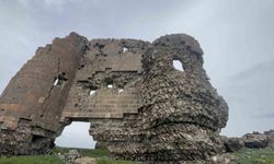 Kars'taki bin yıllık Kız Kalesi yok olma tehlikesiyle karşı karşıya
