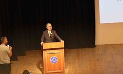 Kasapoğlu: 'İzmir ve Ege Üniversitesi, birbirini besleyen, birbirini büyüten iki dev marka'