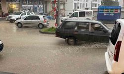 Kavak'ta sağanak yağış