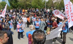 Kayseri'de 1 Mayıs halaylarla kutlandı
