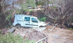 Kontrolden çıkan araç sulama kanalına savruldu: 1 yaralı