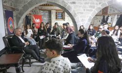 Melikgazi Belediyesi gençlerin hayallerine imza atmaya devam ediyor