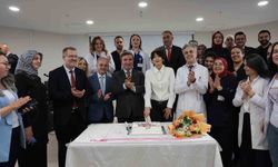 Mengücek Gazi Hastanesi'nde 'Ebeler ve Hemşireler Haftası' kutlandı