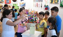 Mersin'de çocuk kampüslerinden çıkan eserler sergide buluştu