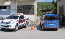 Mersin'de katliam yapan zanlının bulunduğu bölgeye giden yol kapatıldı