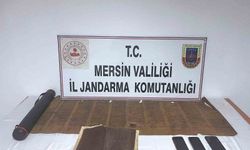 Mersin'de tarihi eser operasyonu: Tevrat ve el yazması eser ele geçirildi