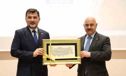 Milletvekili Öztürk 'Öğrenciler isimsiz kahramanlar'