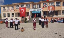 Muradiye'de 'Bahar Şenliği' düzenlendi