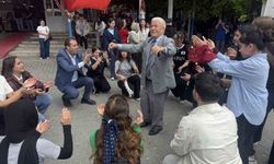 Öğrenciler balık yeme yarışması yaptı, birinci 4 çipura kazandı