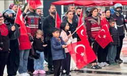 Osmaniye'de motosiklet tutkunlarından 19 Mayıs korteji