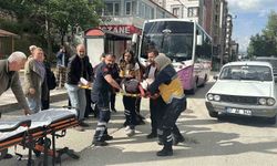 Otomobilin çarptığı kadın yaralandı