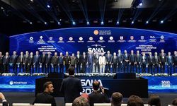 Rektör Çakmak, SAHA 2026'da savunma sanayii temsilcileriyle bir araya geldi