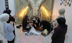 Sadece kadınlara özel kafe açtı, anneler gününde doyasıya eğlendiler
