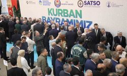 Sakarya protokolü ve vatandaşlar bayramlaştı