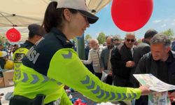 Sakarya'da jandarma ekipleri bu kez bilgilendirmek için sahada