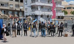 Şırnak'ta 1 Mayıs halaylarla kutlandı