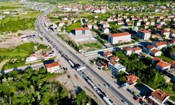 Tatilcilerin dönüş yolundaki yoğunluğu sürüyor