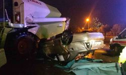 Tekirdağ'da taklalar atan otomobilin fuar alanına uçtuğu kaza kamerada