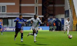 Trendyol Süper Lig: Kasımpaşa: 1 - Kocaelispor: 1 (İlk yarı)
