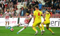 Trendyol Süper Lig: Samsunspor: 1 - Göztepe: 0 (İlk yarı)