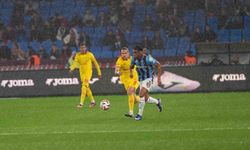 Trendyol Süper Lig: Trabzonspor: 0 - Göztepe: 1 (İlk yarı)