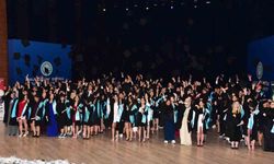Turizm Fakültesinde mezuniyet coşkusu