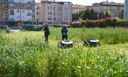 Tuzla'da robotlu çim biçme dönemi başladı