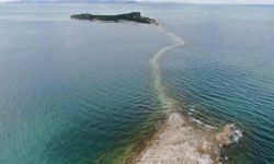 Van Gölü'nün incisi Çarpanak Adası için kritik uyarı