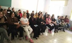 Velilere dijital çağ ve çocuk gelişimi semineri