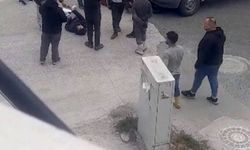 Yaralı sürücü ambulansı beklerken sigara yaktı