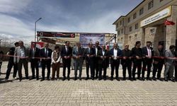 Yüksekova'da TÜBİTAK şenliği: Bilim ve yöresel lezzetler bu fuarda buluştu