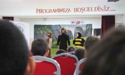 32 okulda 5 bin öğrenciye akran zorbalığına karşı tiyatrolu eğitim verildi