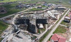 500 Yataklı Kars Bölge Hastanesi yükseliyor: Kars sağlıkta yeni bir döneme hazırlanıyor