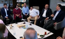 AK Parti İl Başkanı Gürhan Albayrak, kutsal topraklardan dönen Hatipoğlu'nu ziyaret etti