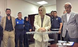 Akçakoca Belediyesi başkan vekili Alev Ünal oldu