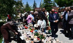 Akşehir'de Çocuk Evleri Sitesi'nde sünnet şöleni ve el sanatları sergisi