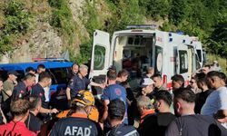 Arkadaşlarıyla şelaleye giren gencin cansız bedenine ulaşıldı