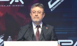 Bakan Yumaklı: 'Tarım ve Orman Sektöründe Yapay Zeka Destekli Dijital Dönüşüm Strateji Belgesi ve Eylem Planımızı hazırladık'