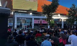 Balıkesir'de milli heyecan dev ekranlarda izlendi