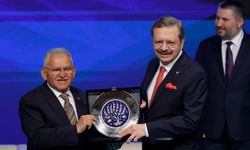 Başkan Büyükkılıç, Erciyes Zirvesi'nde Kayseri'nin su master planını anlattı