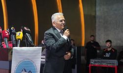 Başkan Büyükkılıç'tan 8. Kayserililer Zirvesi'nde birlik, beraberlik ve dayanışma vurgusu