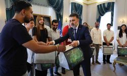 Başkan Vekili Biba, şampiyon marşın bestecilerini ağırladı